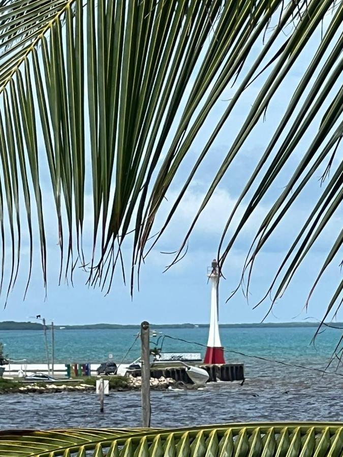 One South Place Hotel Kota Belize Bagian luar foto