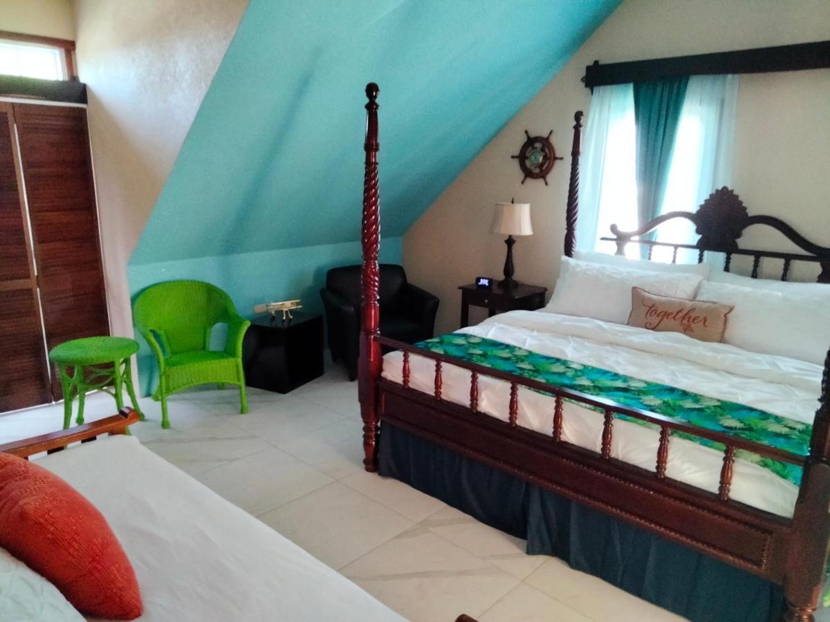 One South Place Hotel Kota Belize Bagian luar foto