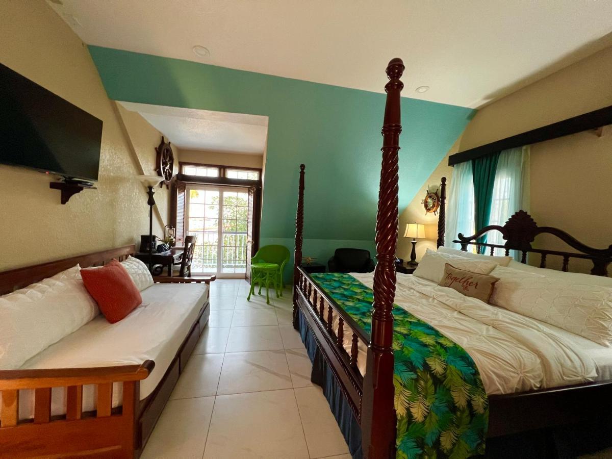 One South Place Hotel Kota Belize Bagian luar foto
